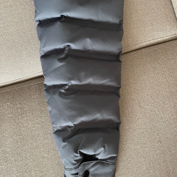 Aether Apparel puffer jacket - Picture 9 of 9